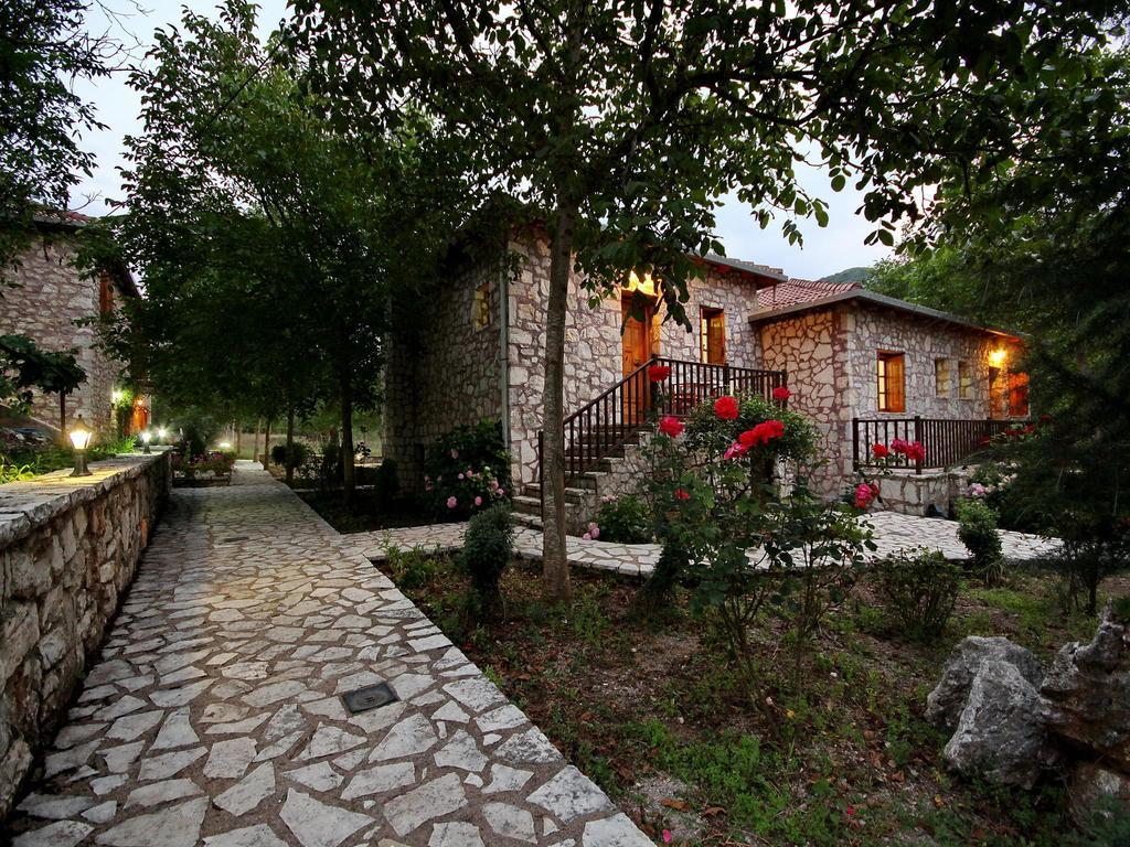 Andrea Sofi Guesthouse ديميتسانا المظهر الخارجي الصورة